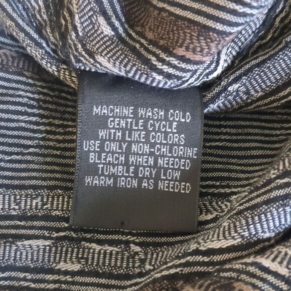 J Ferrar Button Down Striped Shirt Mens Size Large - Picture 8 of 8